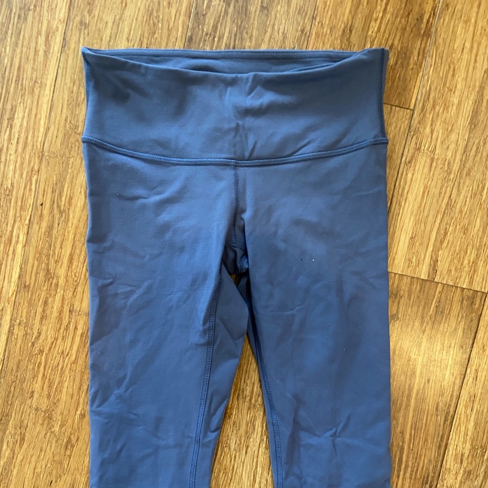 Lululemon Wunderunder 28” Leggings size 4